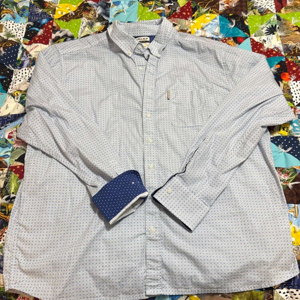 Blue pattern Ariat men’s button long sleeve XXL